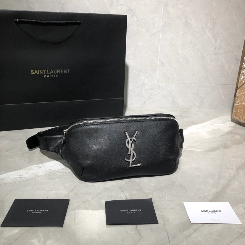 Y51 classic bumbag leather black silver metal 569737 25  cm