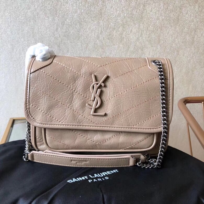 Y51 niki baby in lambskin leathe beige 5330371 22 x 16.5 x 12 cm