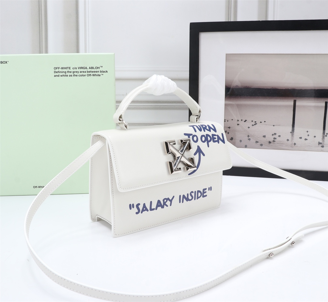 OFF WHITE 1.4 Quote Jitney Bag Leather White 22 x 14 x 7 cm