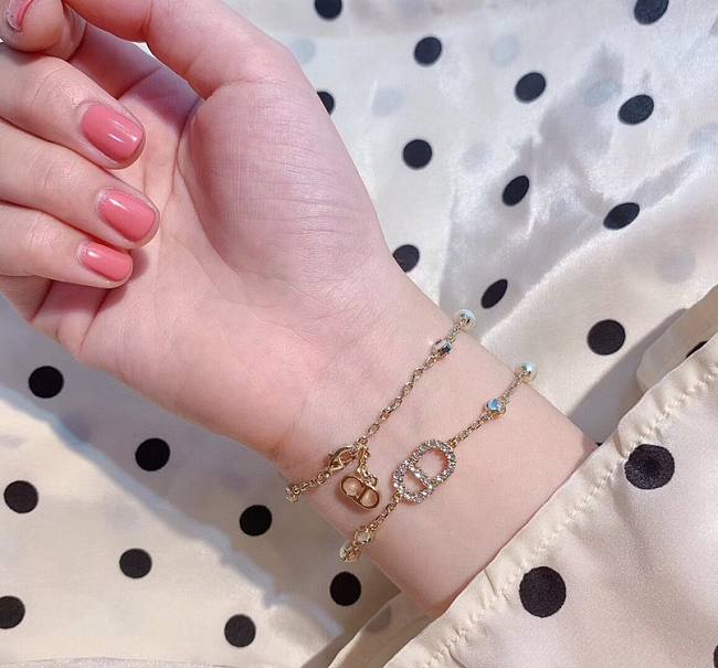 D10r pearl bracelet 06