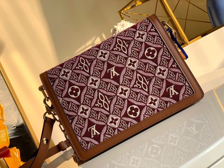 l0vis Vvtt0n since 1854 dauphine mm monogram flowers red m57211 25 x 17 x 10.5 cm