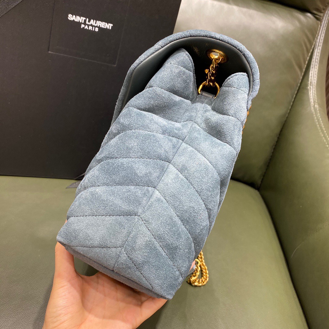 Y51 medium loulou in matelassé "y" blue suede 5749461 32 x 22 x 12 cm