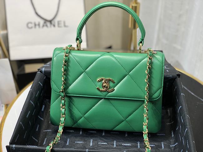 Ch**el small flap bag with top handle green a92236 25cm