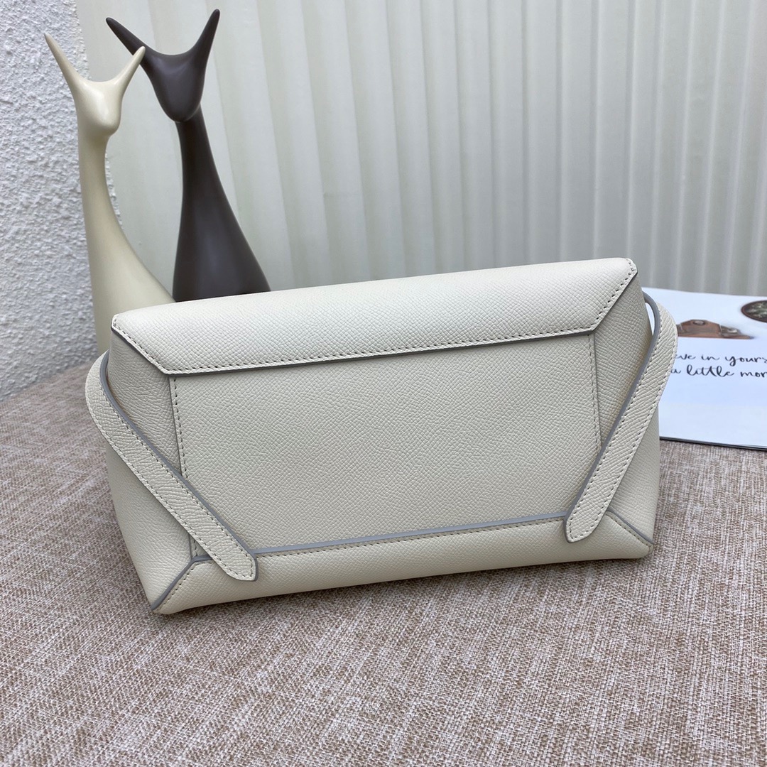 Ce1i*e micro belt bag grained leather white 189153 24 × 20 × 14 cm