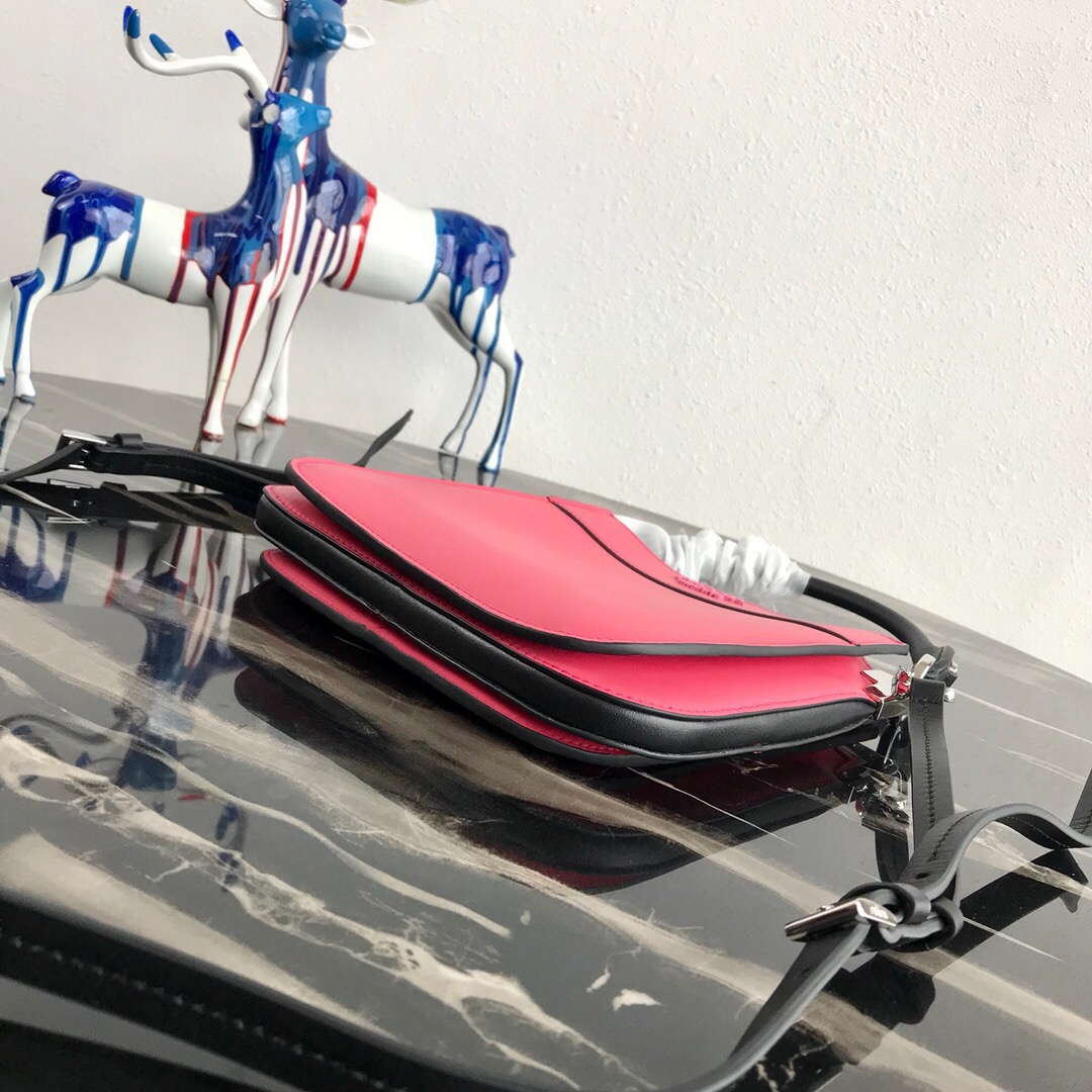 Pra*a small margit leather bag pink 1bc082 20 x 7 x 20 cm