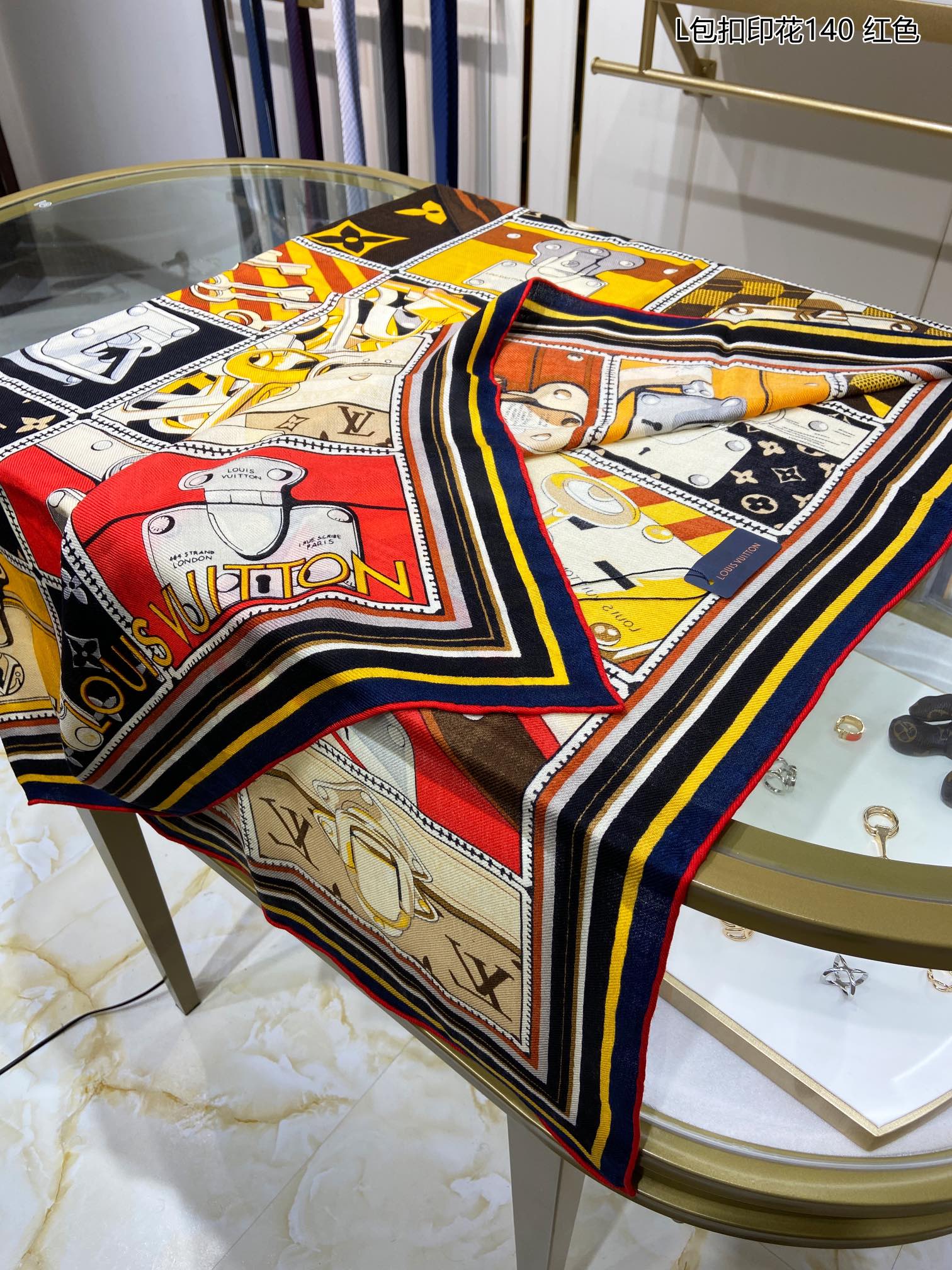 l0vis Vvtt0n scarf 10