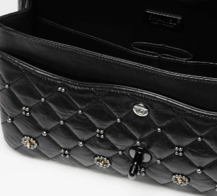 Ch**el classic handbag shiny crumpled calfskin black 25.5cm