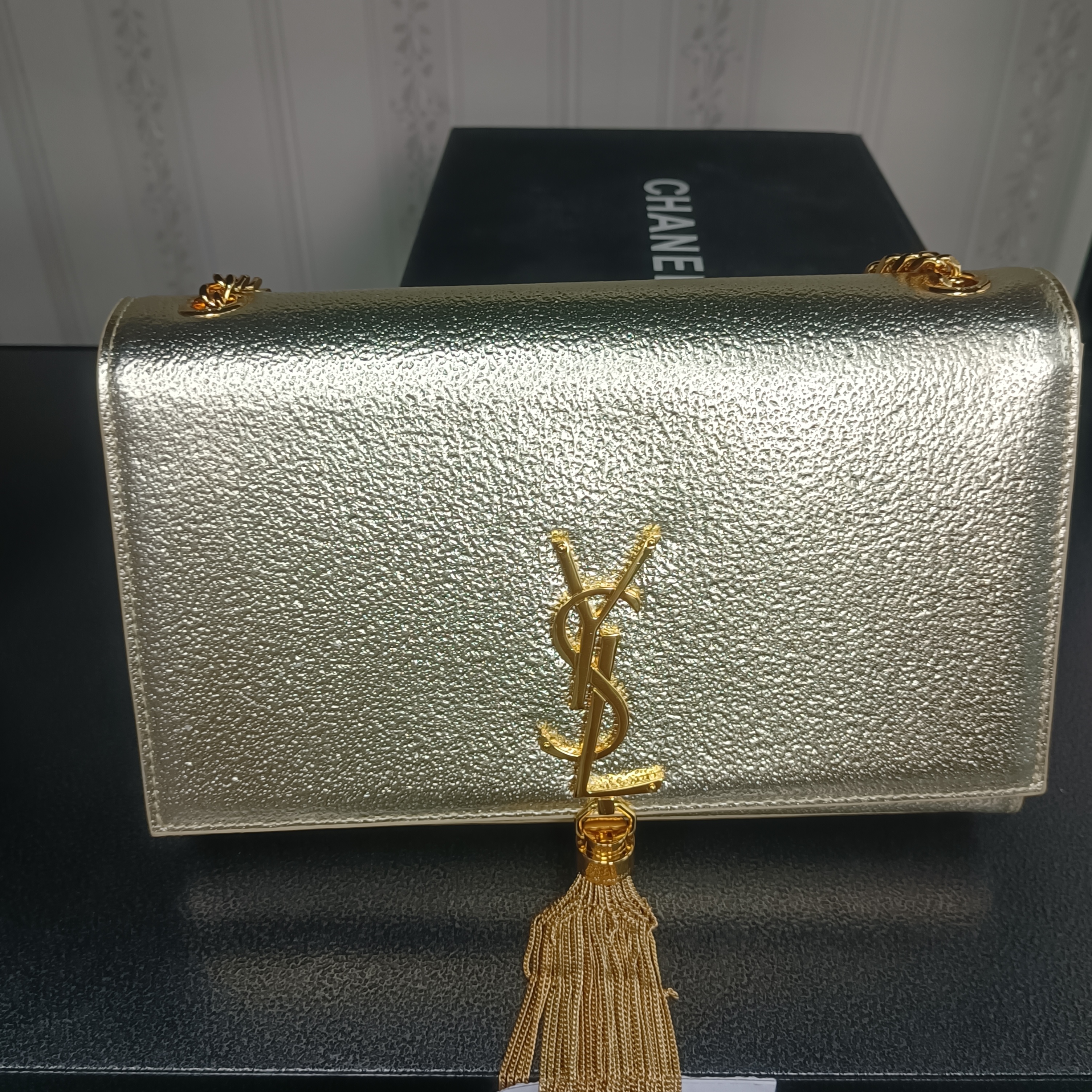Y51 golden hander bag