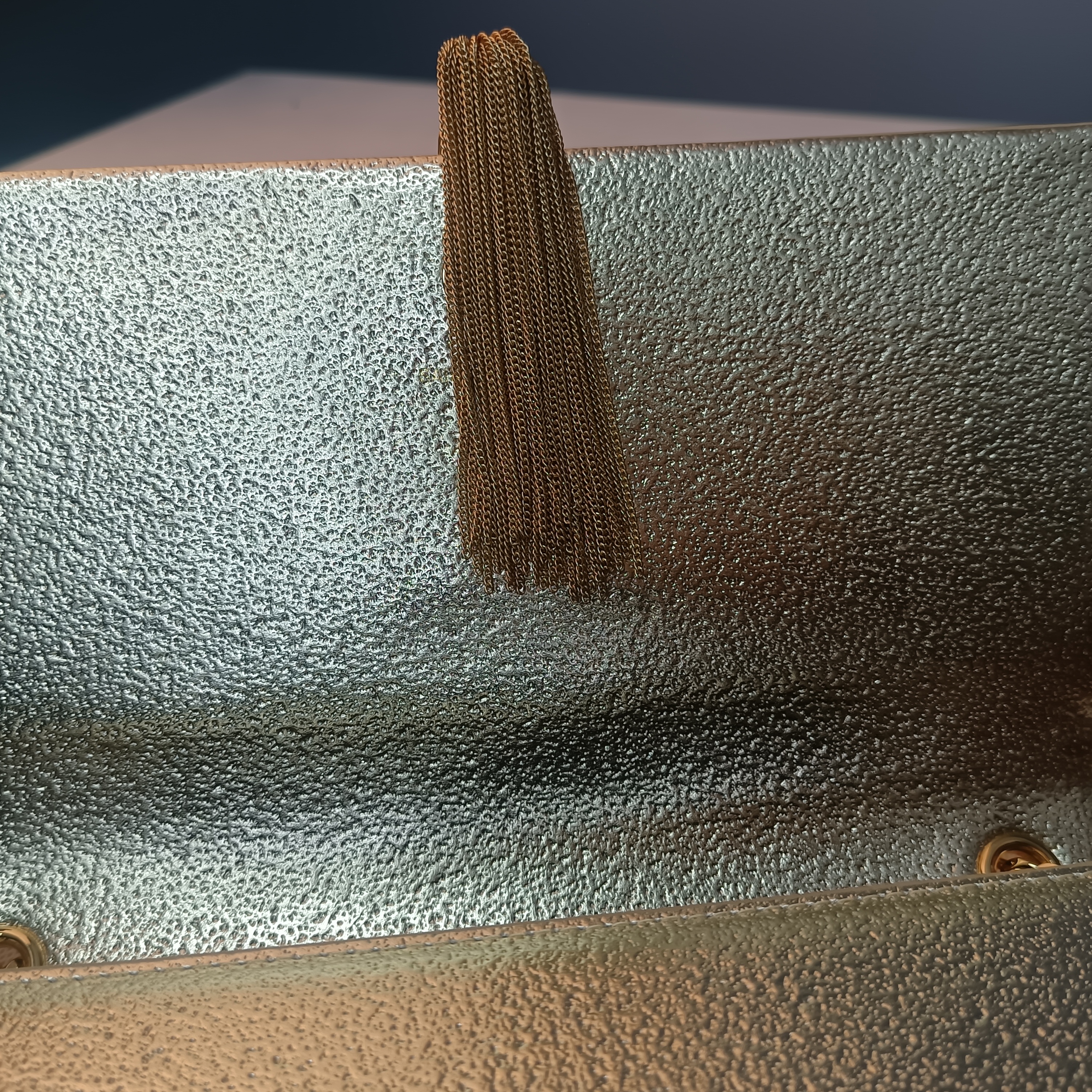 Y51 golden hander bag