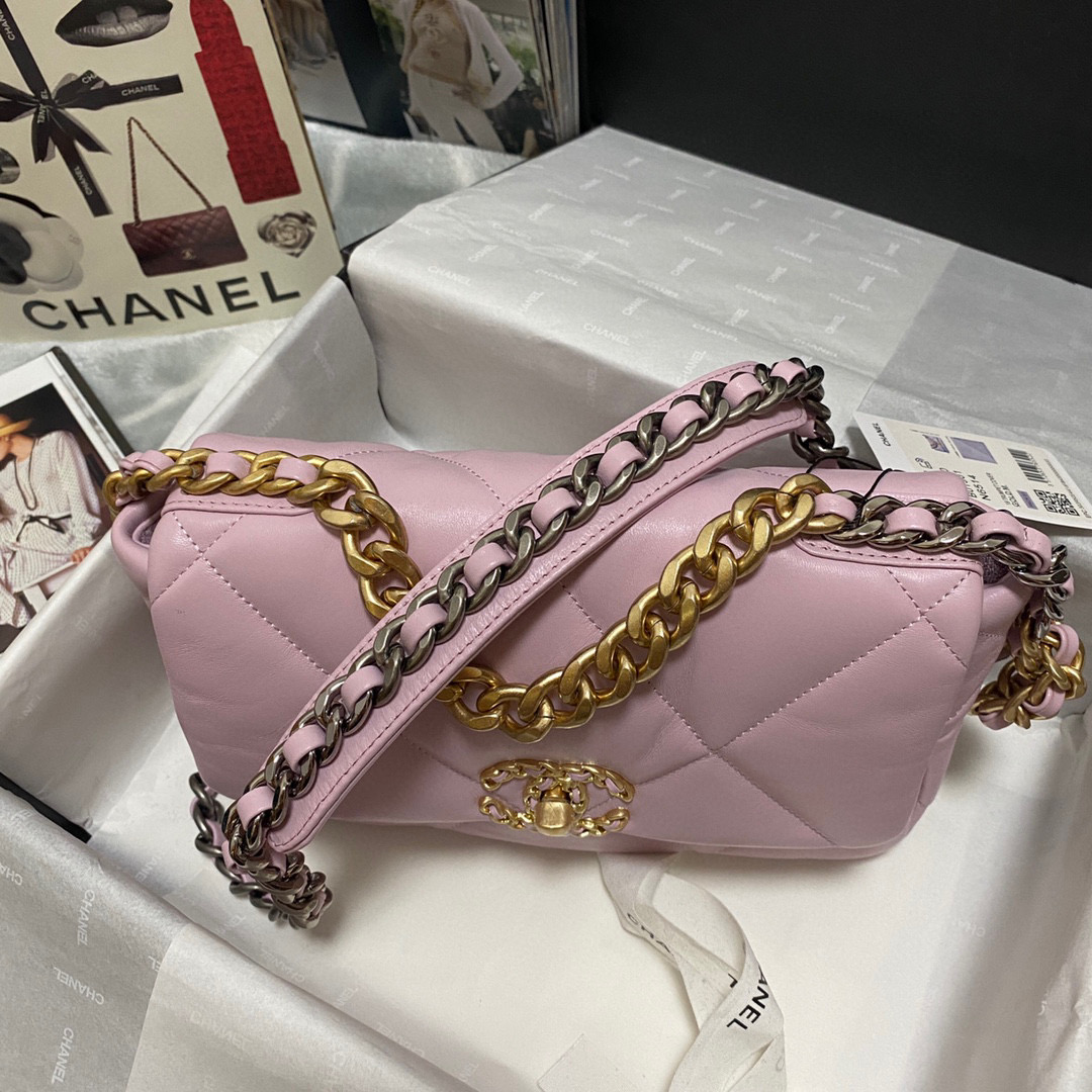 Ch**el 19 handbag calfskin in pink-26×16×9cm