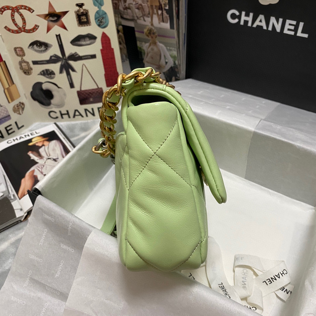 Ch**el 19 calfskin in green-26×16×9cm