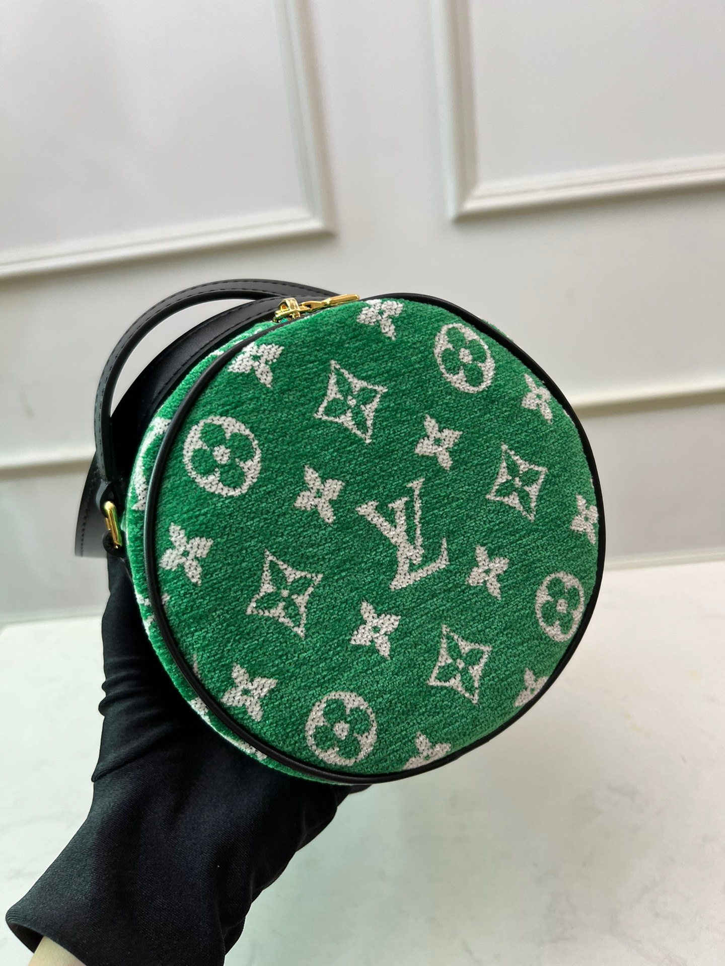 LV shoulder bag M46206 31cm