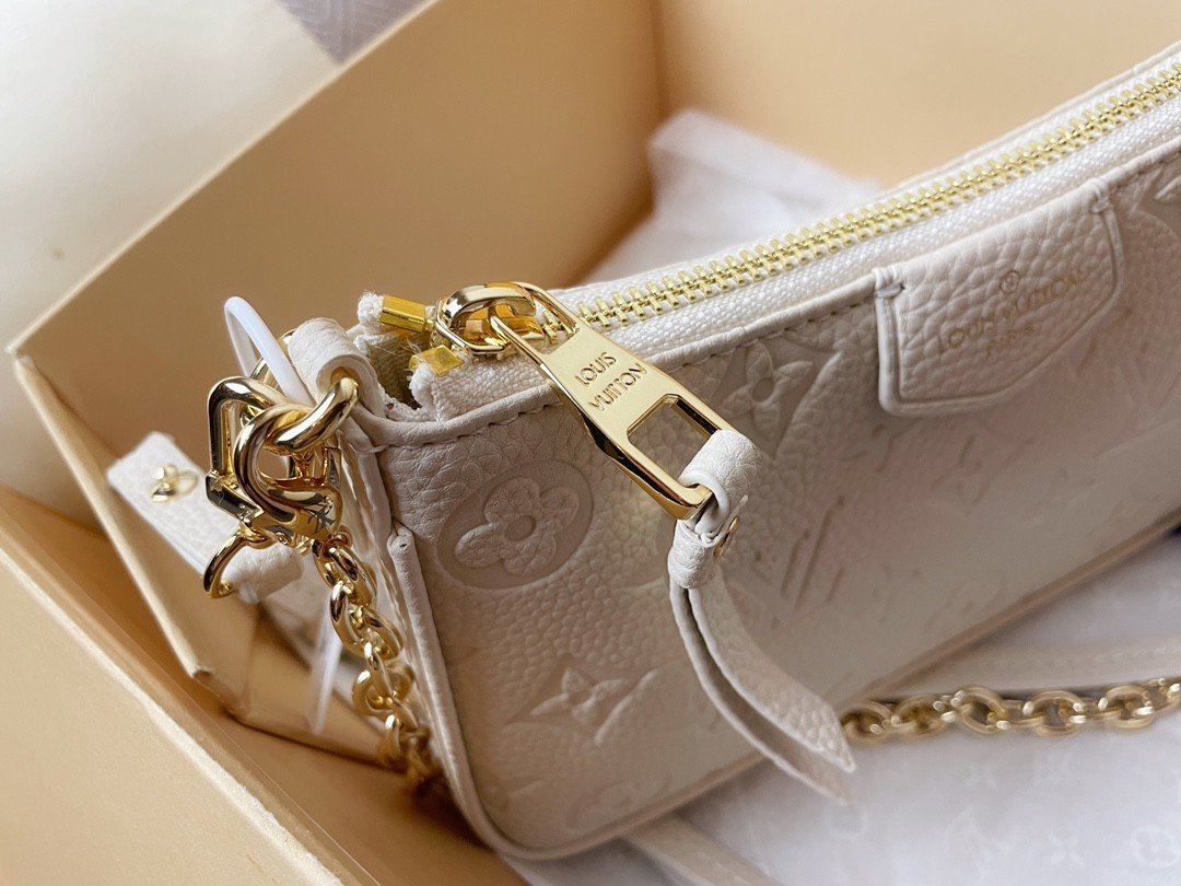 LV Easy Pouch On Strap M80349  Crème White 19 x 11.5 x 3 cm