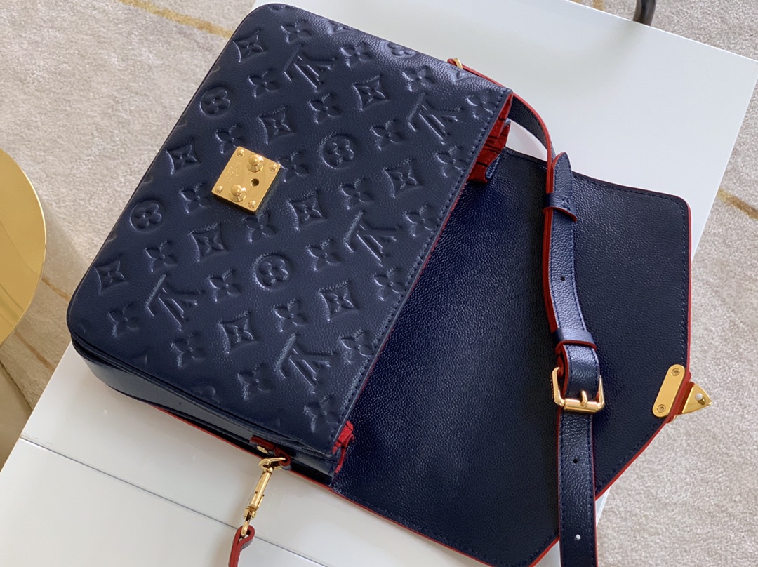 lV Pochette Métis Monogram Empreinte Leather Marian Rouge M41487 - 25x19x7cm