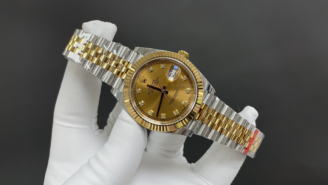 R01ex oyster perpetual date just  golden