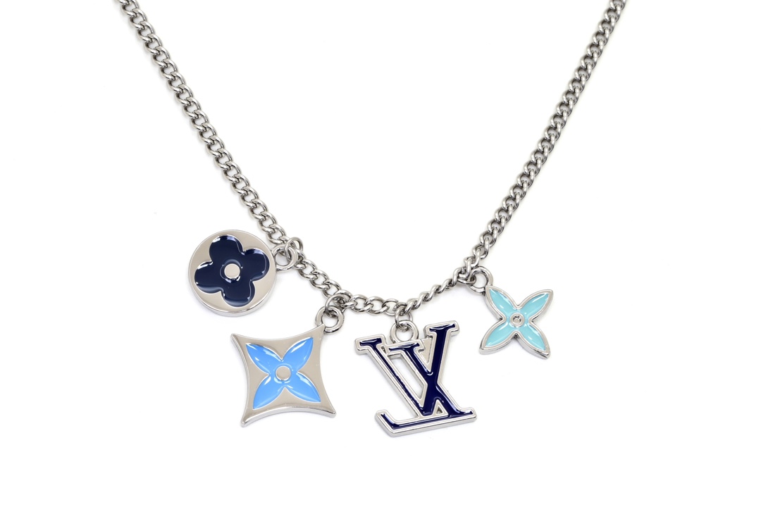 LV INSTINCT ENAMELLED necklace