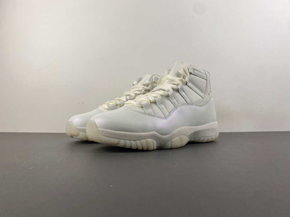 Air Jordan 11 “Pearl” AR0715-110